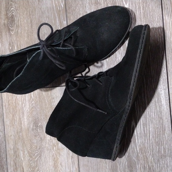 Franco Sarto black suede wedge booties. Size 8.5 - Picture 1 of 12